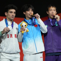 亚运会|攀岩——男子速度决赛:储守宏获冠军