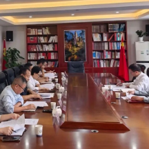 刘召兴调研教育工作并主持召开座谈会