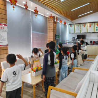 江永县新华书店开展《红岩》经典美文读书分享会