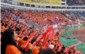 长沙市邵阳商会组织3700人助威湘超 长邵双城温情互动