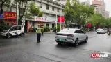 永兴交警开启“护航模式” 全力保障国庆道路安全畅通