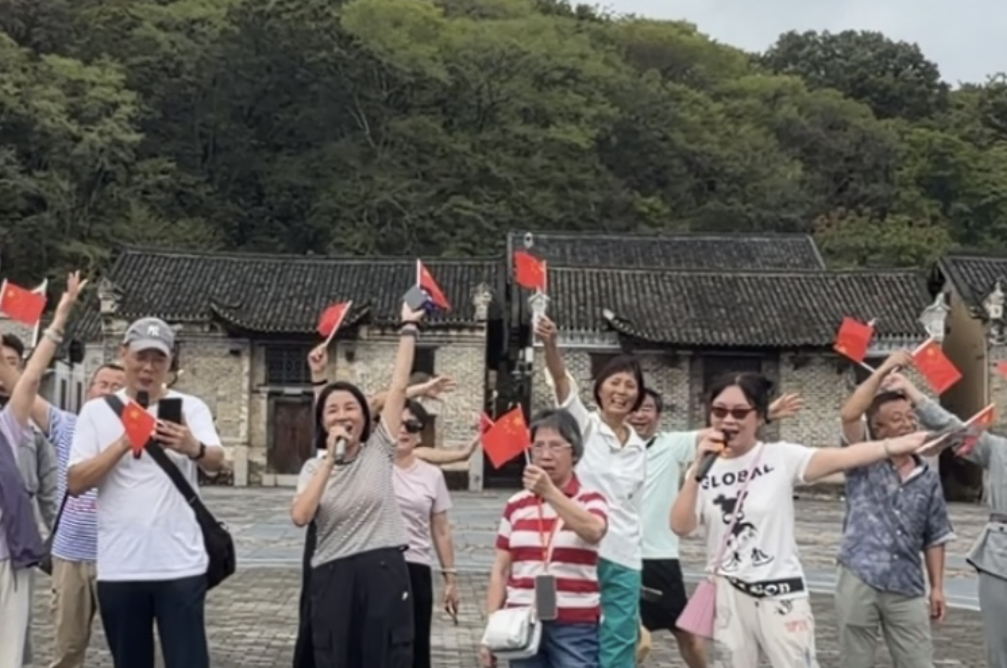 湘南学院工商管理学科团队国庆服务沙洲红色文旅