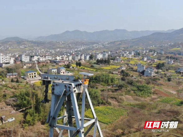 国网永州供电公司：科技驱鸟除隐患 守护线路保安全