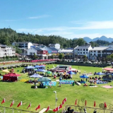 桑植大舞台“敢逮你就来”火爆出圈 八方游客齐聚老区