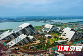 全力冲刺12月开园目标，湘江科学中心进入装修扫尾阶段