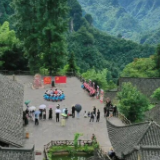 李美玲:坚持以党建引领推进基层治理现代化