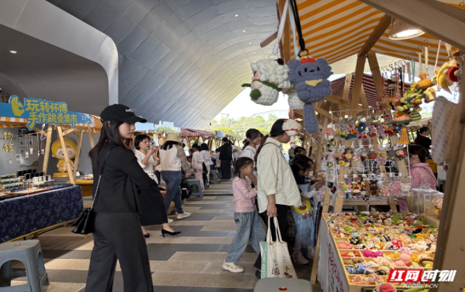 怀博非遗集市让非遗沉浸式走近市民