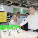 杨钦涵督导农贸市场提质改造和安全生产工作