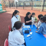 武陵源区天子山街道：做实签约守护健康 家庭医生服务“五进”活动走进校园