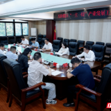 岳阳楼区召开“一主一特”产业发展工作会商会
