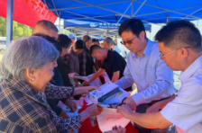 永州疾控联动县市区相关部门开展2026年食品安全宣传周宣传活动