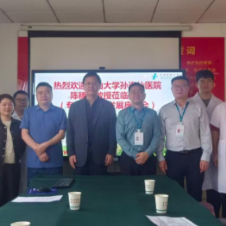 柔性引才赋能学科建设 知名专家到永州市中心医院指导耳鼻咽喉头颈外科建设