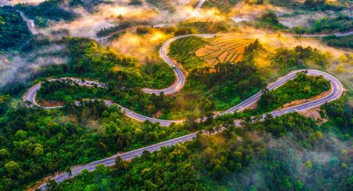 只要路是平的，怀化就永远不远