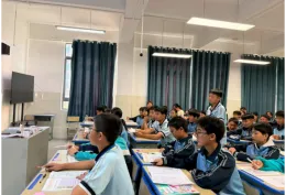 新晃举办初中思政课教师“立德树人”教学基本功竞赛