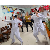 情暖重阳,康养相伴:八段锦助力肿瘤患者乐享康复