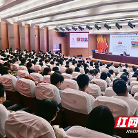 湖南铁道职院校领导为师生讲授思政课