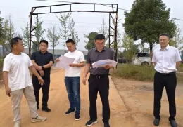  提速项目落地 天易经开区开展南部智造产业园用地调研