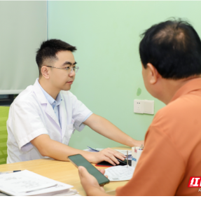 白内障要等熟了才能做手术？衡阳爱尔：早发现、早干预，及时就医评估