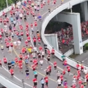 视频 | 近20万人抢3.5万个名额 2026长马报名人数创历史新高