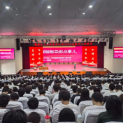 湖南化工职业技术大学478名学子参加无偿献血