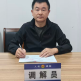 20年，他一直在离群众最近的地方——记第八届湖南省“人民满意的公务员”张建甫
