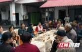 赫山街道腰塘社区：九九重阳暖桑榆 便民服务暖人心