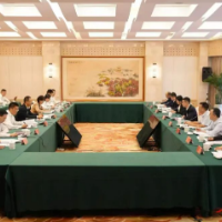 谢卫江与国家能源集团氢能事业部主任刘玮一行座谈