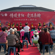 炎陵县霞阳镇南区社区敬老慈善活动暖意融融