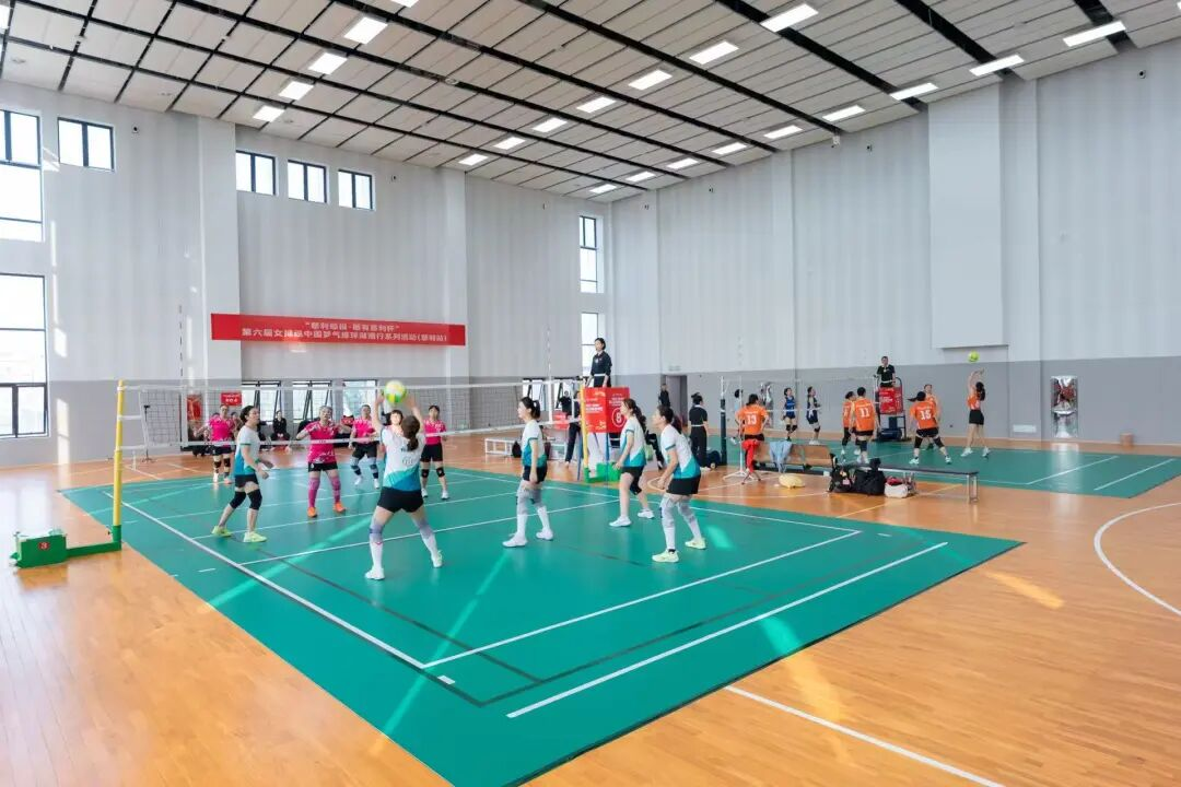 第六届“女排魂・中国梦”气排球湖湘行系列活动总决赛（慈利站）开赛
