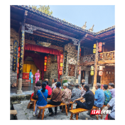 资兴市环境卫生服务中心开展重阳节敬老主题活动