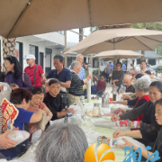 情系桑榆贺重阳 银龄拾趣田园间——谭家冲社区开展重阳节外出实践活动