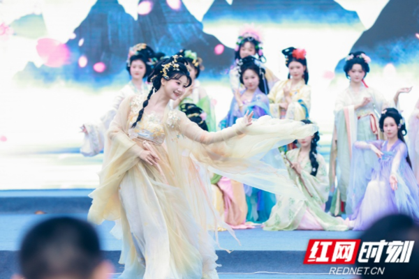 锦SHOW潇湘 益美古巷 第三届湖南青年传统文化季走进明清古巷