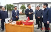 谢卫江在平江县、岳阳县调研农业农村工作