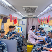 湖南有色金属职业技术学院组织开展无偿献血活动