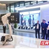 秦国良赴岳阳临港高新区调研重点企业发展