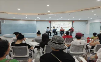 北湖区燕泉街道：党群阵地聚温情 重阳敬老暖民心