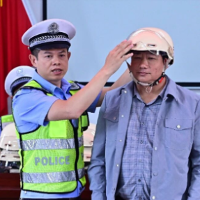 耒阳:“美丽乡村行”温情护航 守护“一老一小”平安路