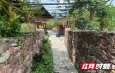 保靖县：一部手机“扫”亮村容 一场直播“播”出乡风