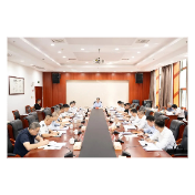 系统谋划 管建结合 高标准抓好城市管理工作
