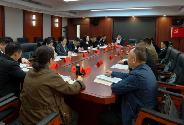 碰撞思想火花 共话发展良策 ——怀化市委党校2026年秋季学期科干一班、二班开展 “两带来”研讨交流
