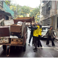 网格发力清堆物 畅通通道护平安