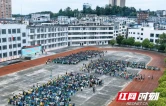 共守护、同成长——龙山县第六小学2026年下期消防安全应急疏散演练侧记