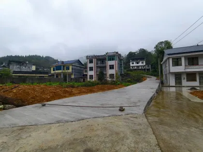 桑植县陈家河镇：张家村村总投资170万元入户道路硬化全面完工