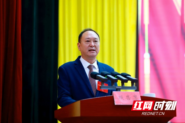 政协第一次会议李劲涛特写_副本.jpg 政协第一次会议李劲涛特写_副本.jpg