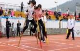 一 “马” 交锋｜第十一届全省民族运动会高脚竞技赛：杆起杆落巧攻防，踏马周旋见真章