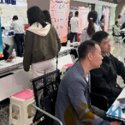湘江新区零工市场金秋专场招聘会举办 600余人现场入场对接岗位