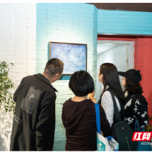 “四江汇流 锦绣湘江”湘渝赣苏新区油画艺术作品联展开幕