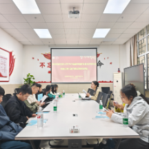 吉首大学2026级图书馆情报专业研究生来张家界学院图书馆开展实践教学活动