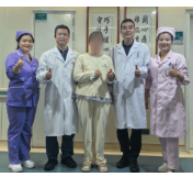 湘雅三医院心胸外科团队巧摘患者胸腔“巨瘤”