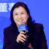 时隔11年 周群飞再次成为中国女首富